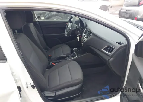 2021 Hyundai Accent Se z USA, uszkodzony, nr VIN 3KPC24A67ME136477